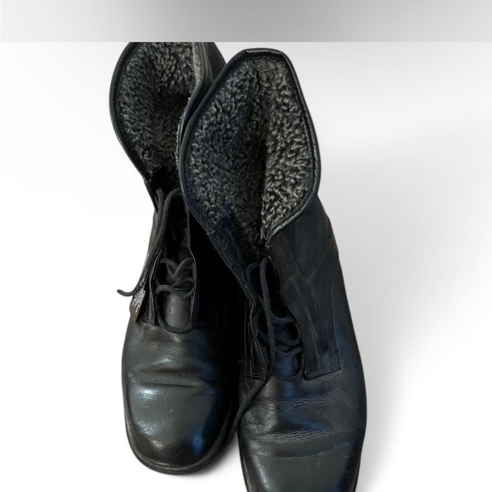 Gabor Black Combat Moto Boots Sleek Leather Design